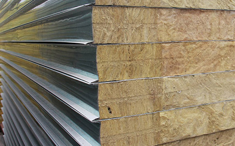 如何判斷巖棉彩鋼板質(zhì)量好壞？