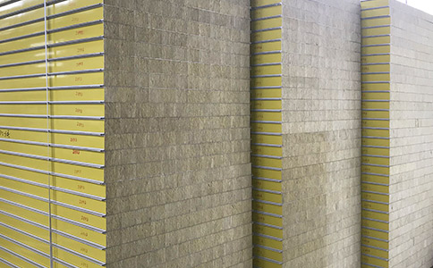 巖棉夾芯板具備的特點是什么？